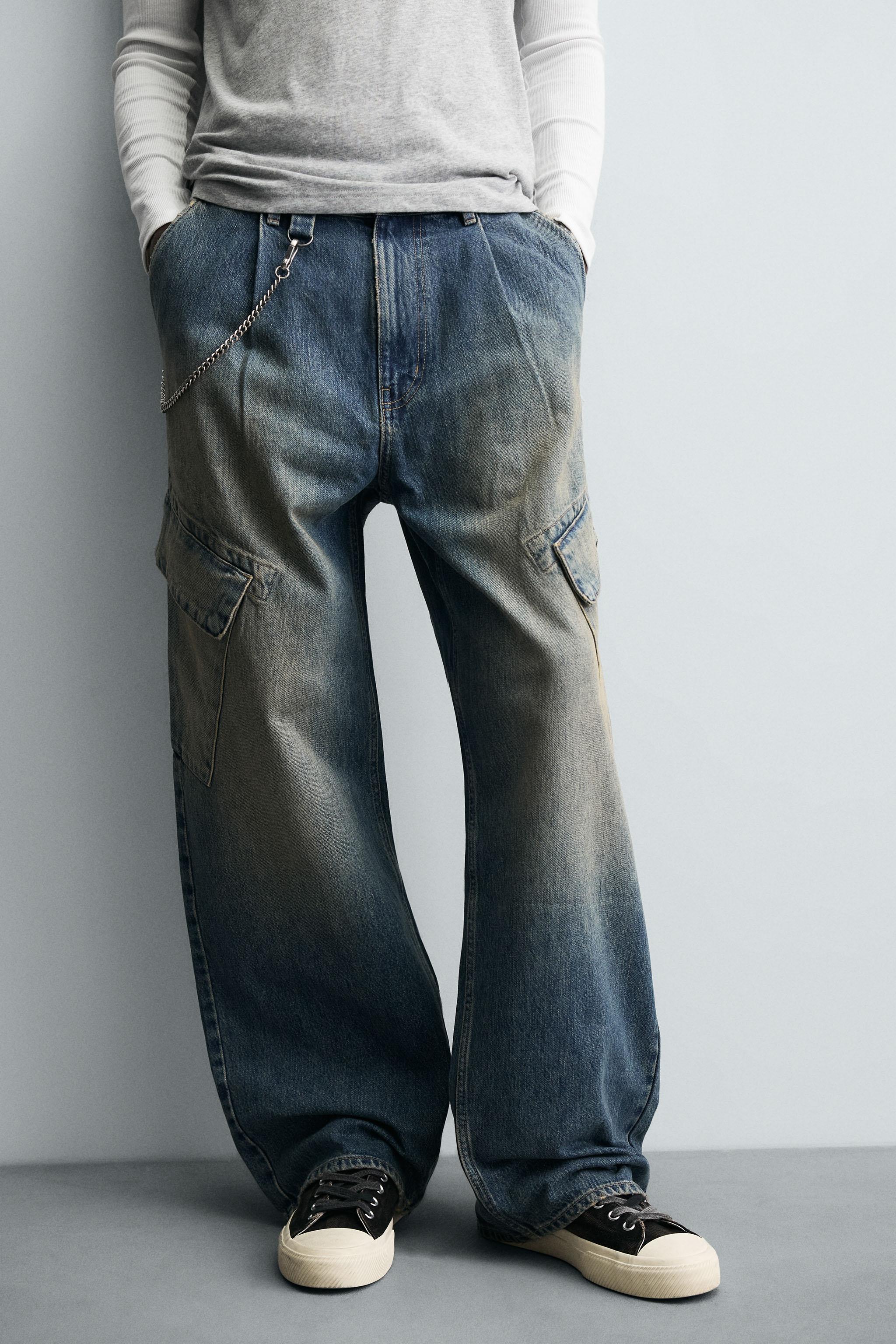 BAGGY FIT CARGO JEANS